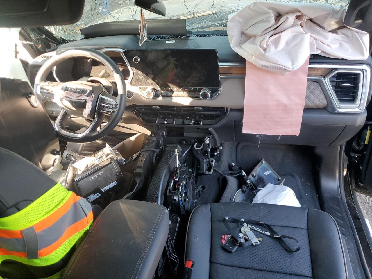 2025 GMC Canyon Denali VIN: 1GTP2FEK9S1228615 Lot: 81004205