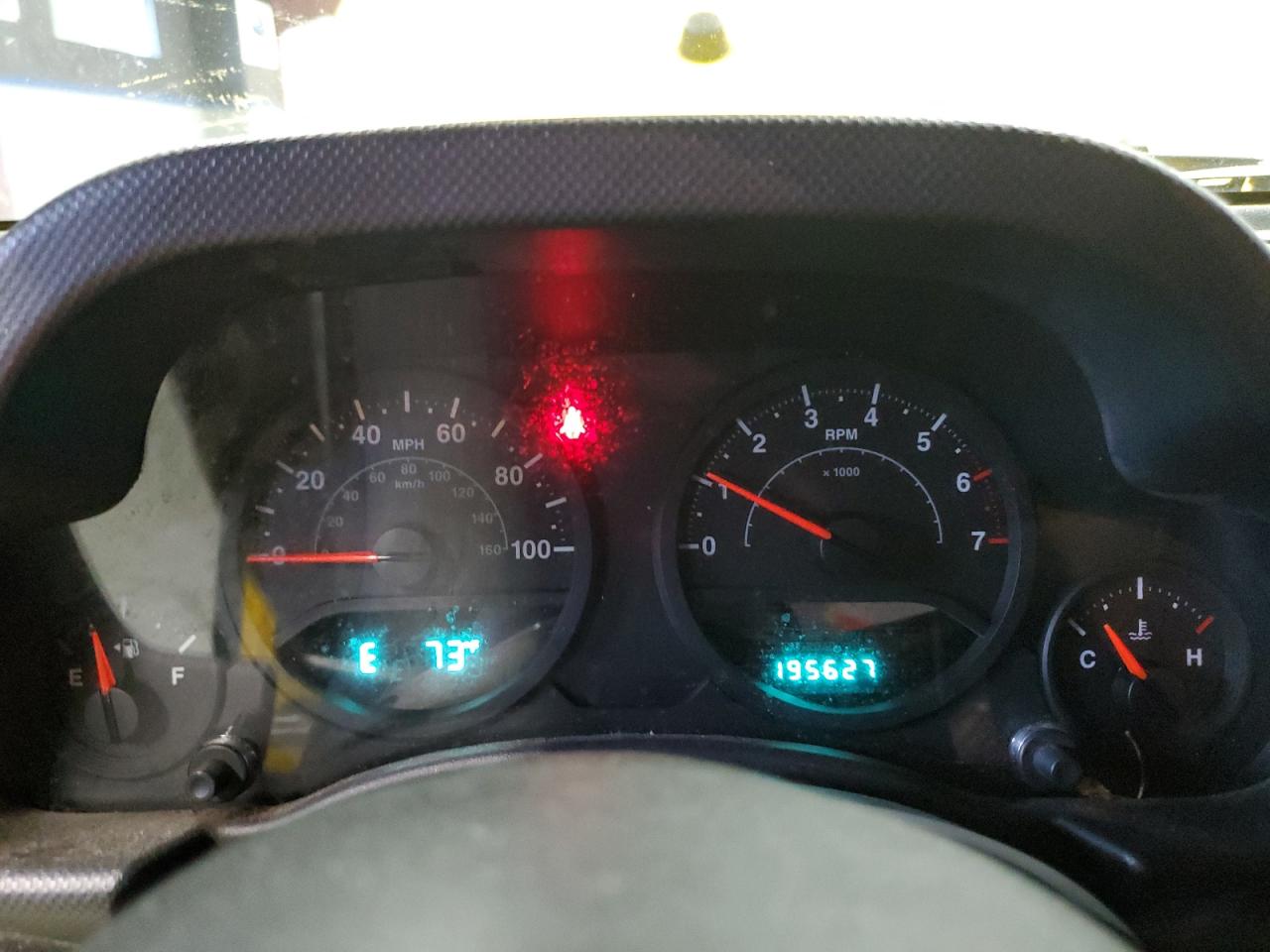 2008 Jeep Wrangler X VIN: 1J4FA24158L635595 Lot: 84168255