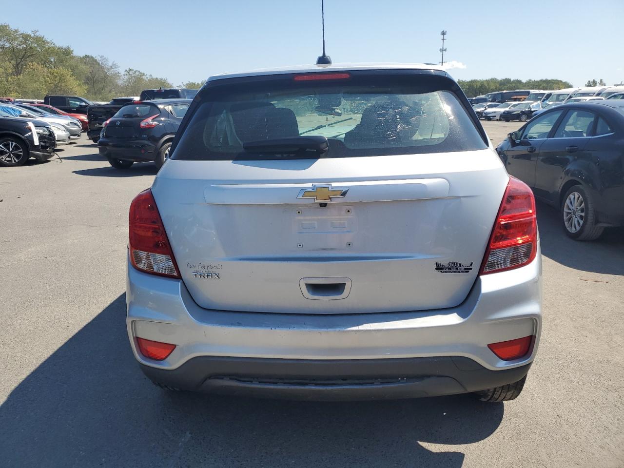 2017 Chevrolet Trax Ls VIN: KL7CJKSB1HB254785 Lot: 71166865