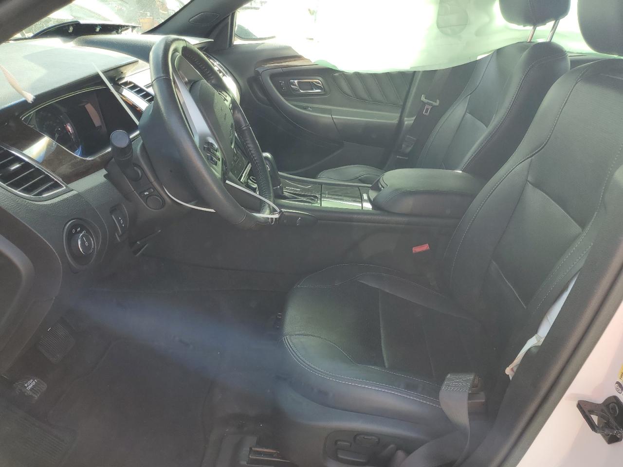 2016 Ford Taurus Limited VIN: 1FAHP2F87GG135877 Lot: 81009885