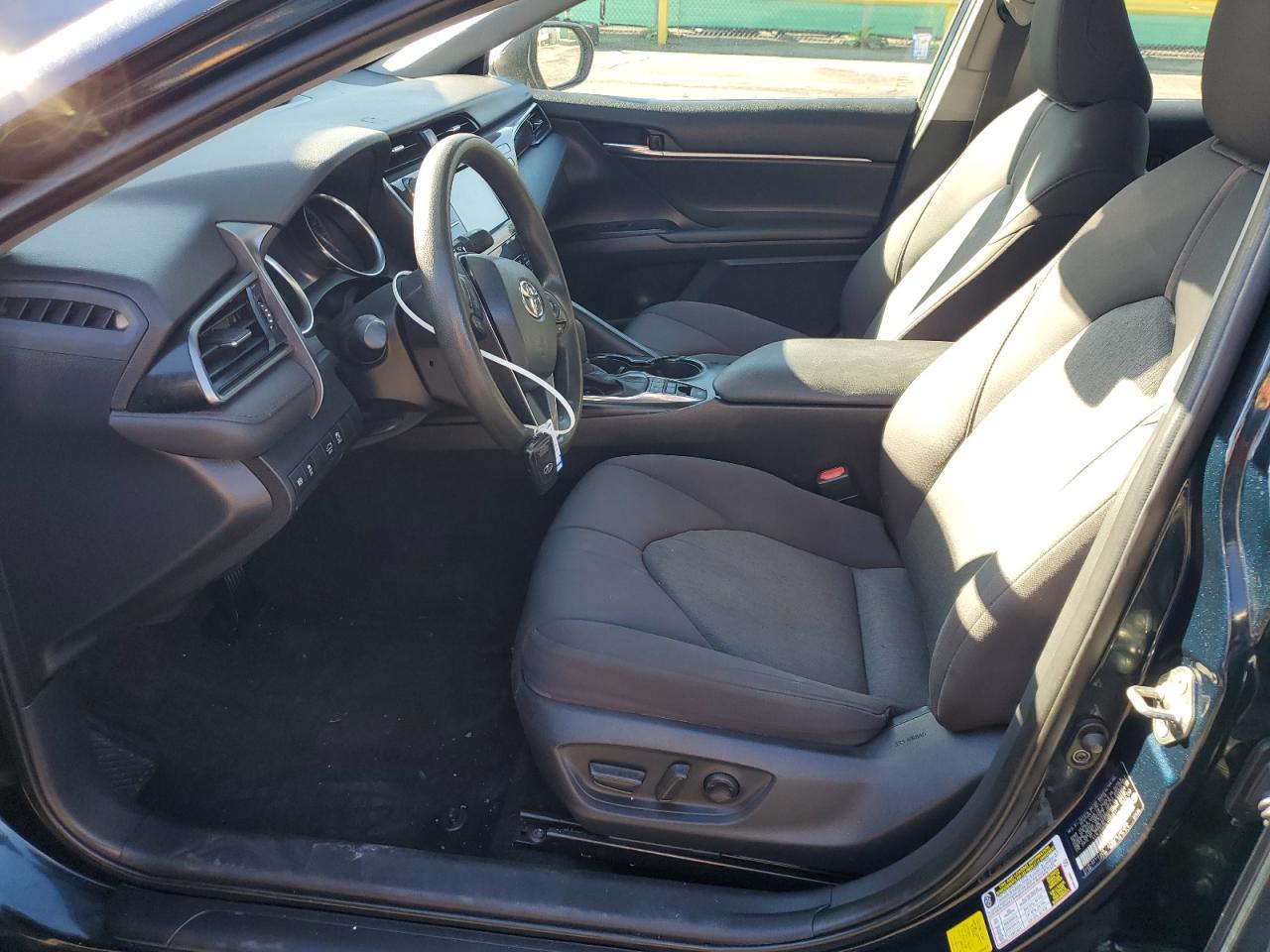 2020 Toyota Camry Le VIN: 4T1L31AK6LU523011 Lot: 84251605