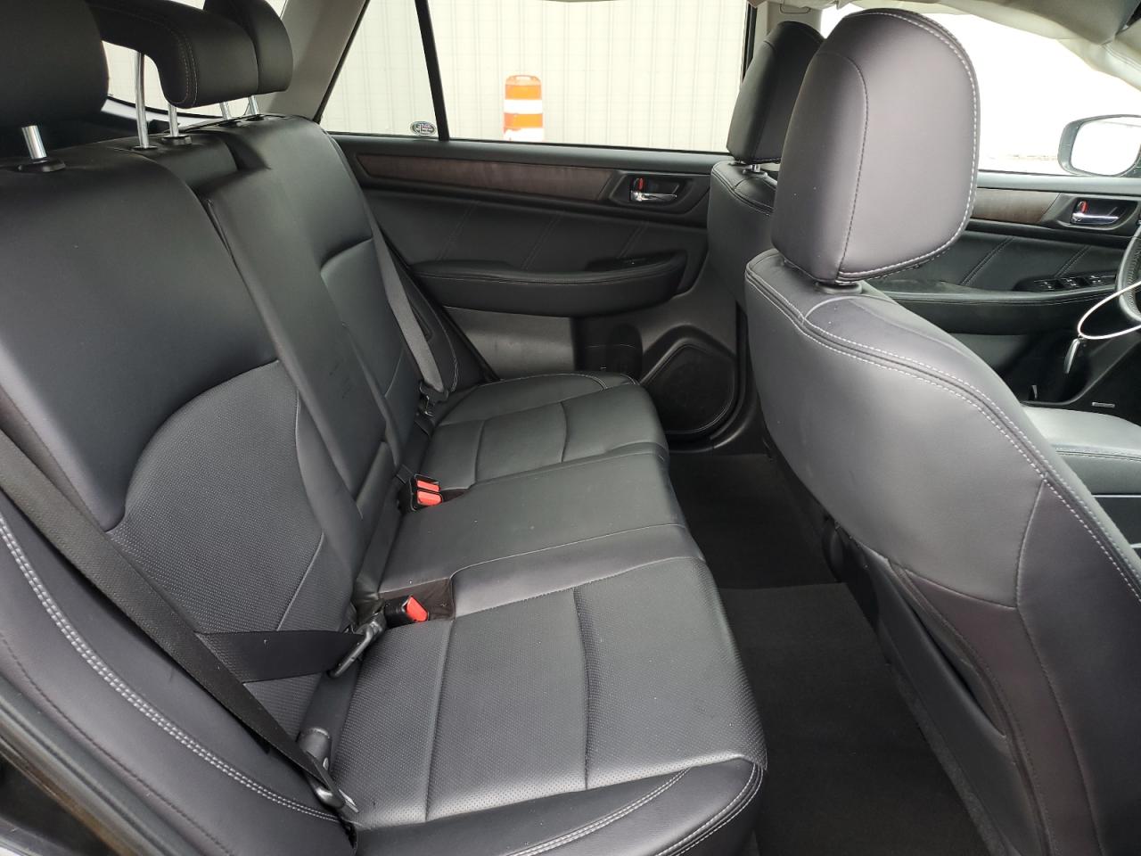 2018 Subaru Outback 2.5I Limited VIN: 4S4BSAKC1J3308399 Lot: 71915435
