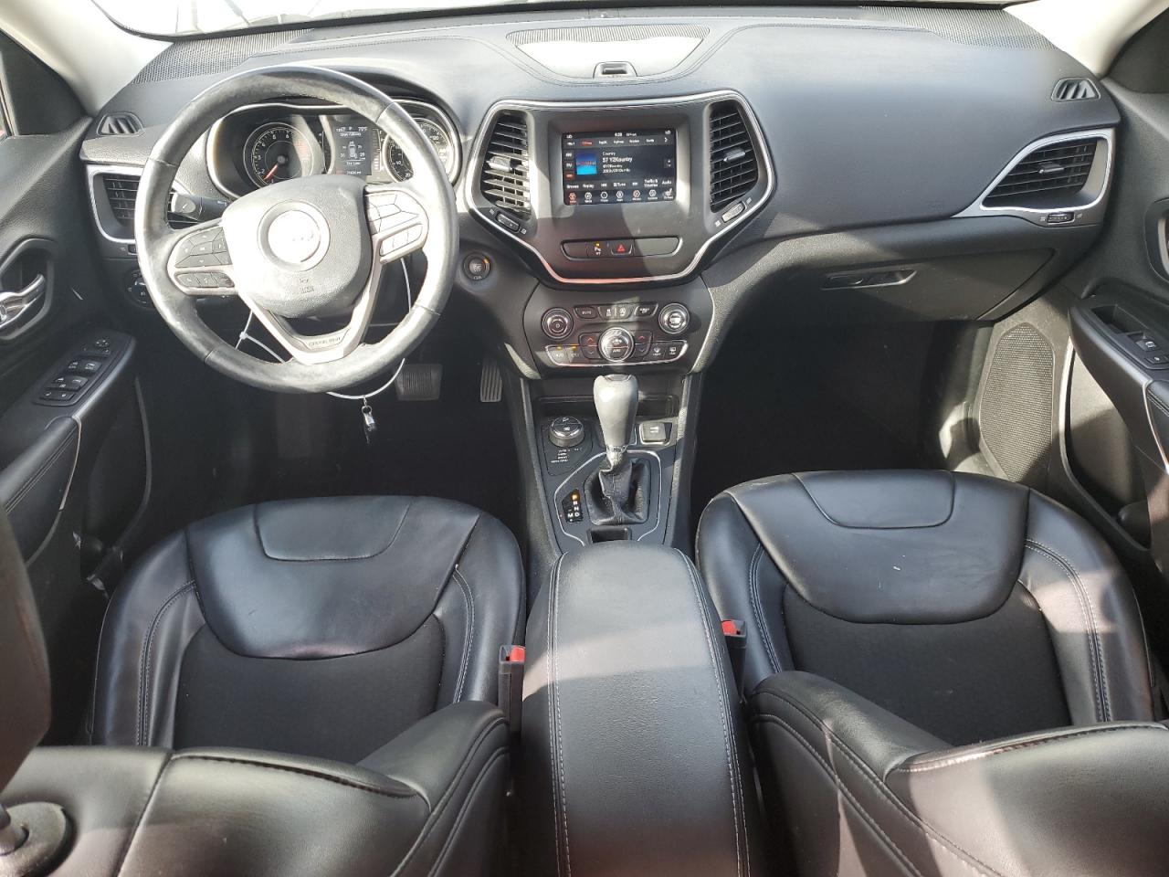 2019 Jeep Cherokee Latitude Plus VIN: 1C4PJMLX5KD156204 Lot: 81921785