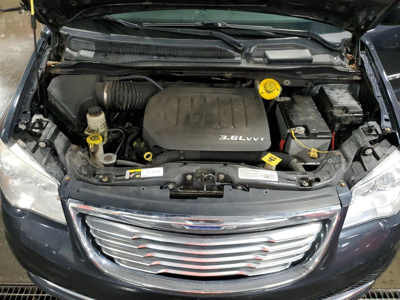 2014 Chrysler Town & Country Touring VIN: 2C4RC1BG3ER277575 Lot: 72036895