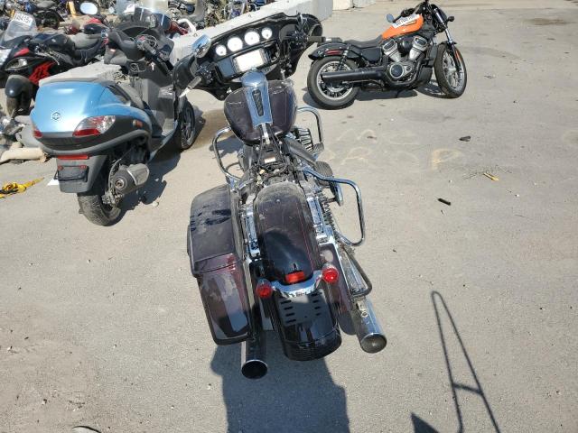 2018 HARLEY-DAVIDSON FLHX STREET GLIDE