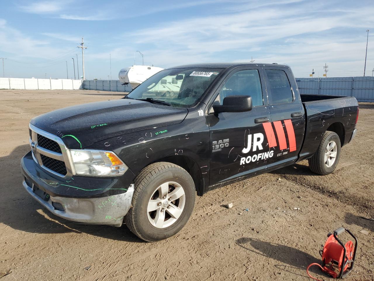 2019 Ram 1500 Classic Tradesman 1C6RR6FG5KS581434 photo #1