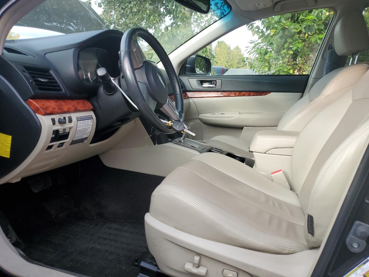 2011 Subaru Outback 2.5I Limited VIN: 4S4BRBKC3B3445718 Lot: 80499485