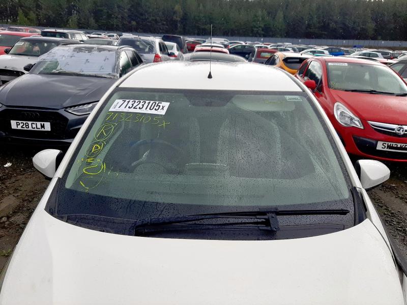 2015 TOYOTA AYGO X-PLAY VVT-I 
