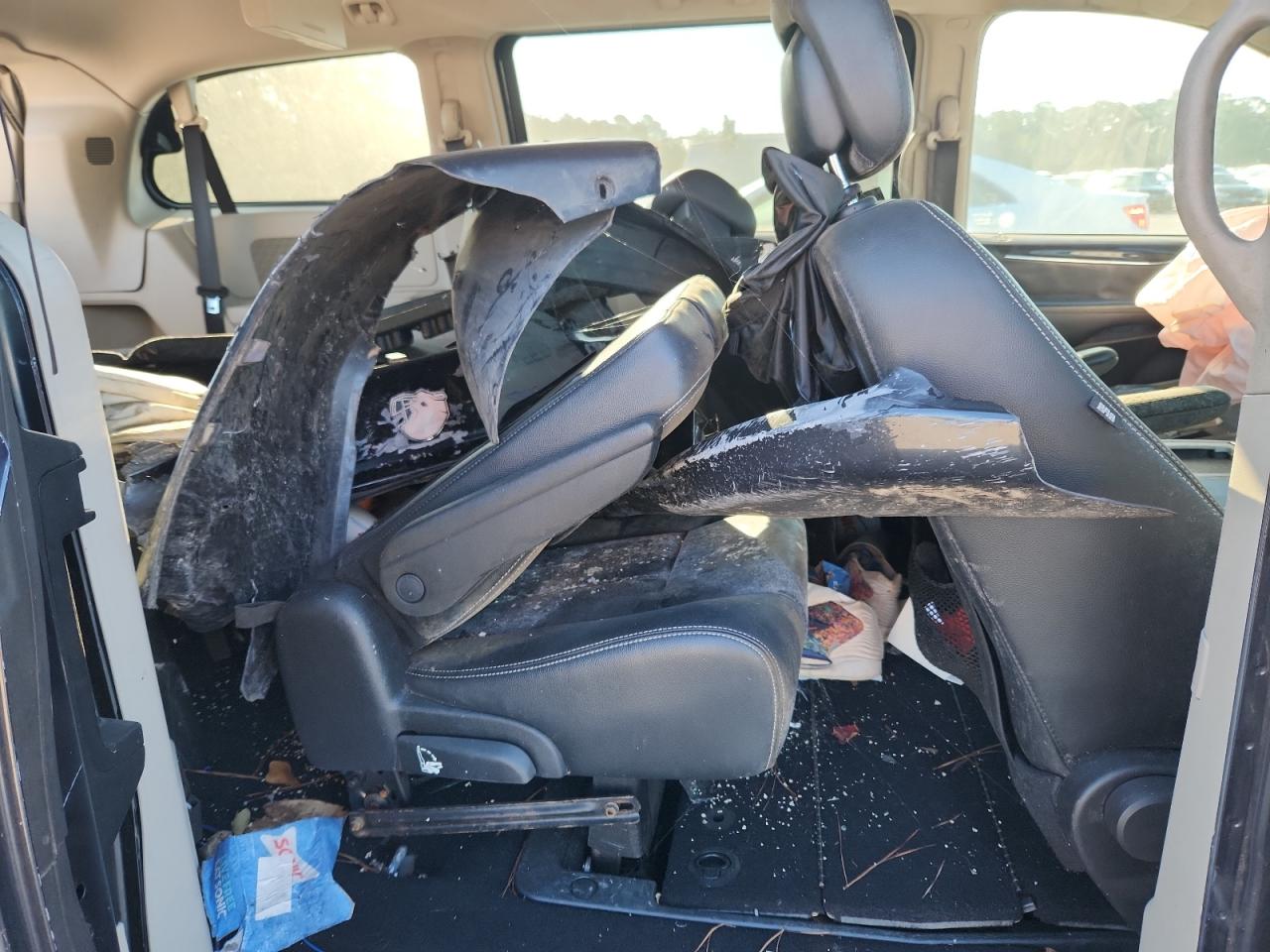 2013 Chrysler Town & Country Touring VIN: 2C4RC1BG0DR775800 Lot: 80358345