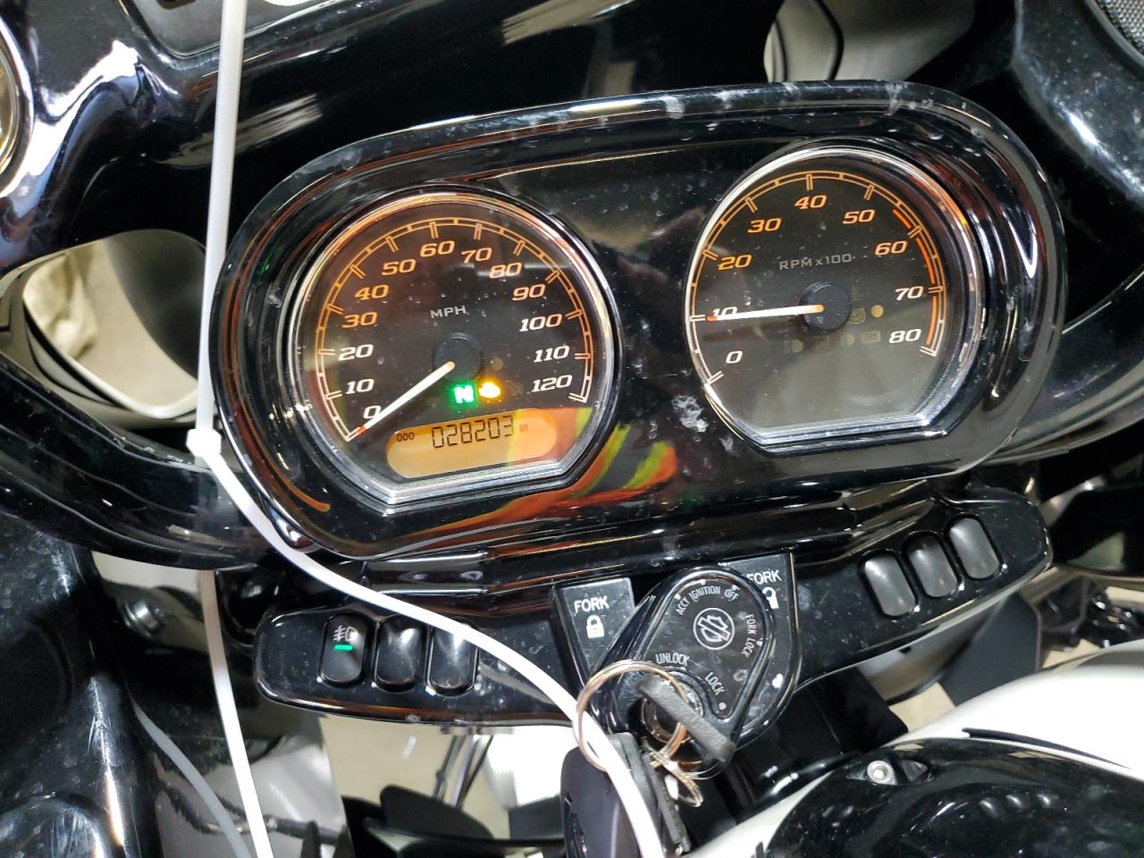 2018 Harley-Davidson Fltrxs Road Glide Special VIN: 1HD1KTC18JB629627 Lot: 71780755