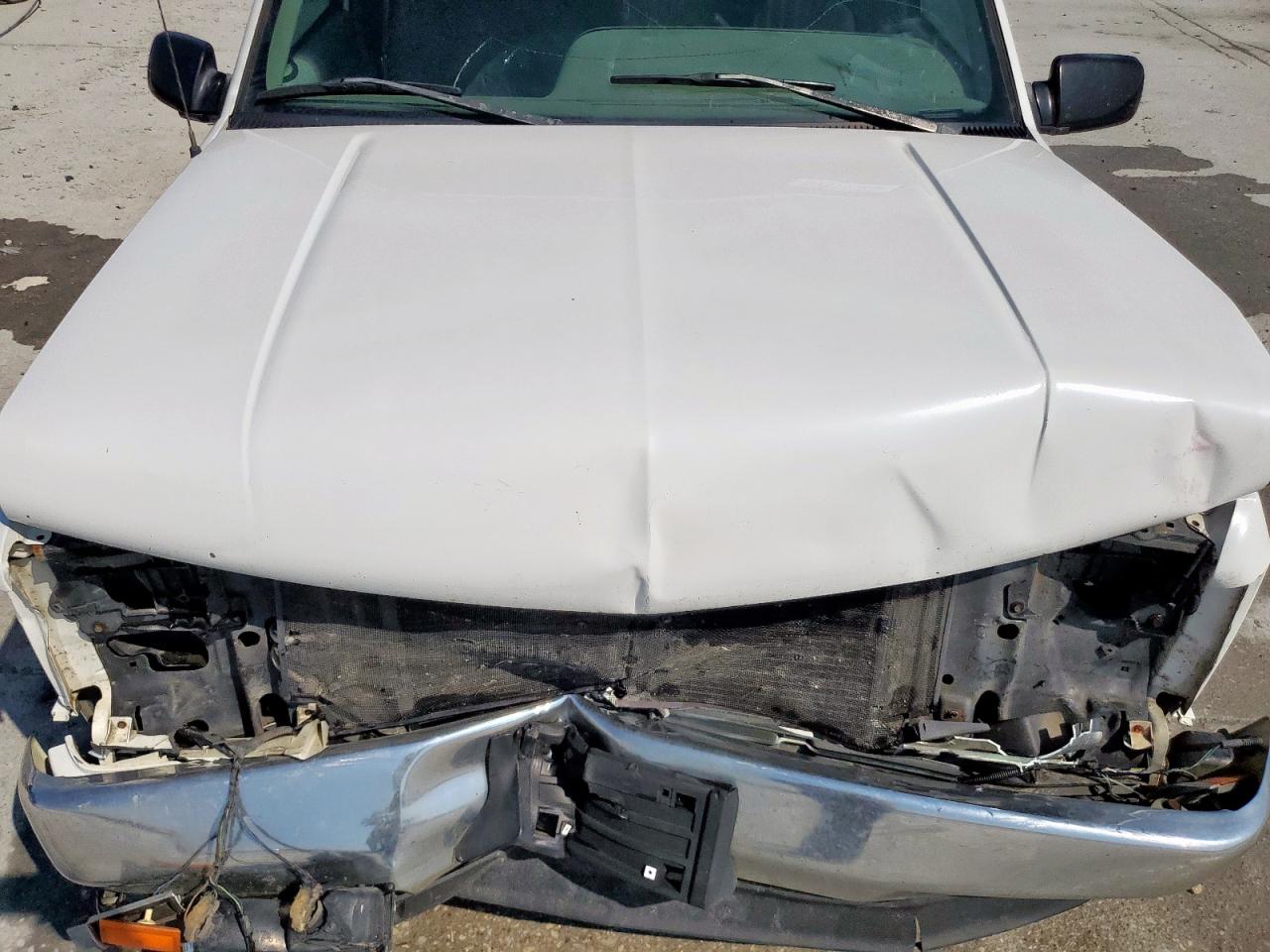 1996 Chevrolet Gmt-400 C1500 VIN: 1GCEC14W0TZ130166 Lot: 80918325