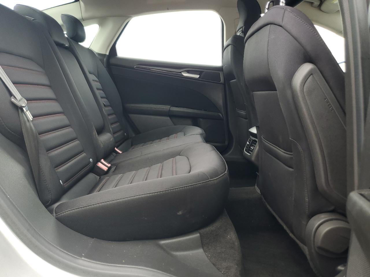 2013 Ford Fusion Se VIN: 3FA6P0HR8DR181238 Lot: 83979115