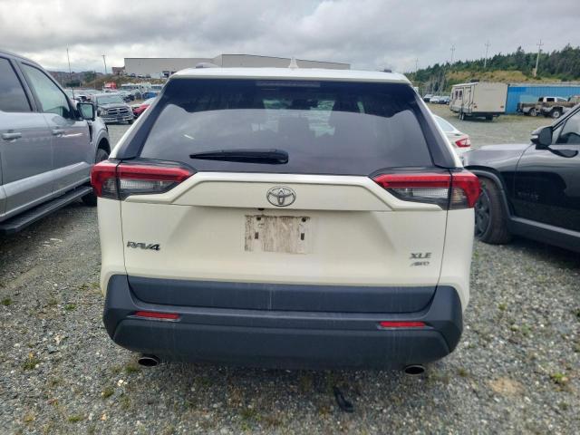 TOYOTA RAV4 2021 White