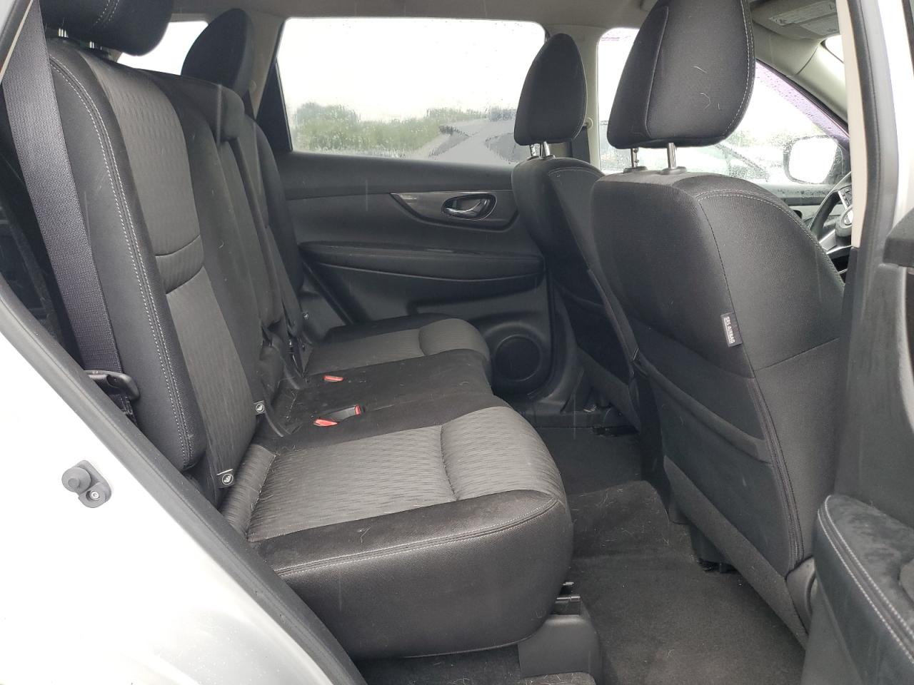 2017 Nissan Rogue S VIN: JN8AT2MV4HW276613 Lot: 84260615