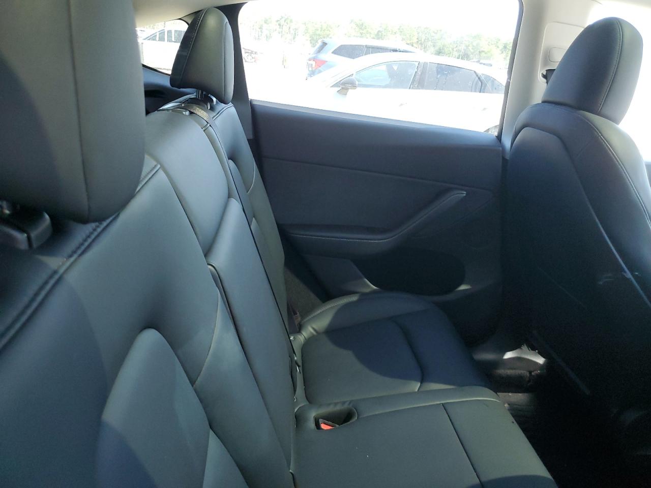 2024 Tesla Model Y VIN: 7SAYGDEF5RA287661 Lot: 70714645