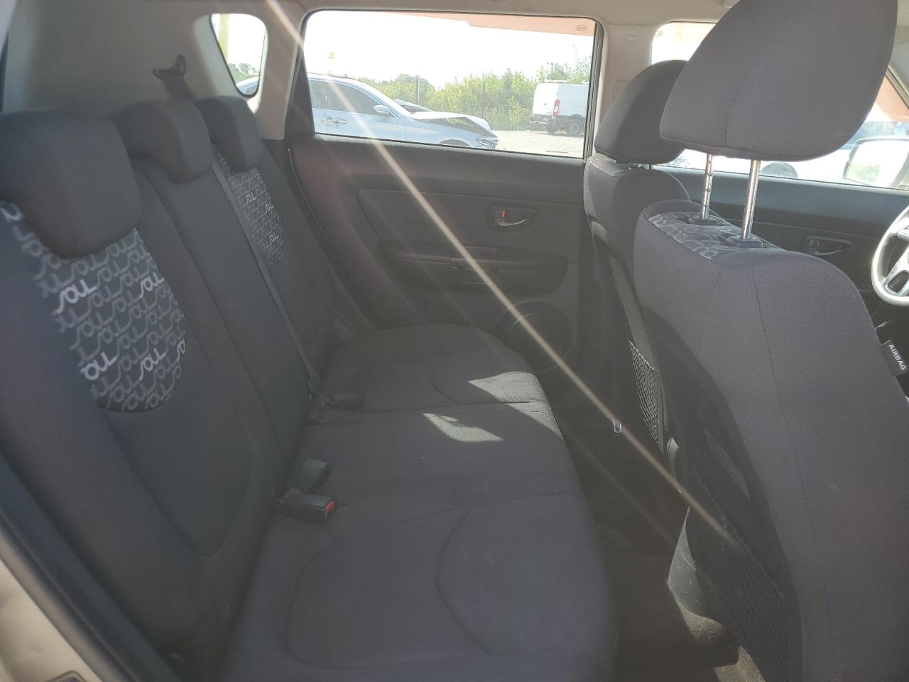 2010 Kia Soul + VIN: KNDJT2A25A7163419 Lot: 80821925