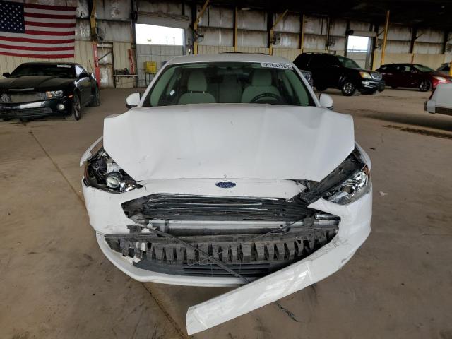  FORD FUSION 2018 Белы