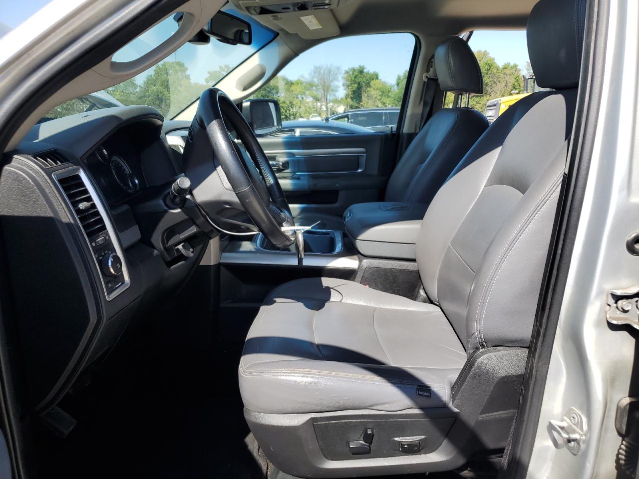 2016 Ram 1500 Slt VIN: 3C6RR6LT6GG288464 Lot: 83814415