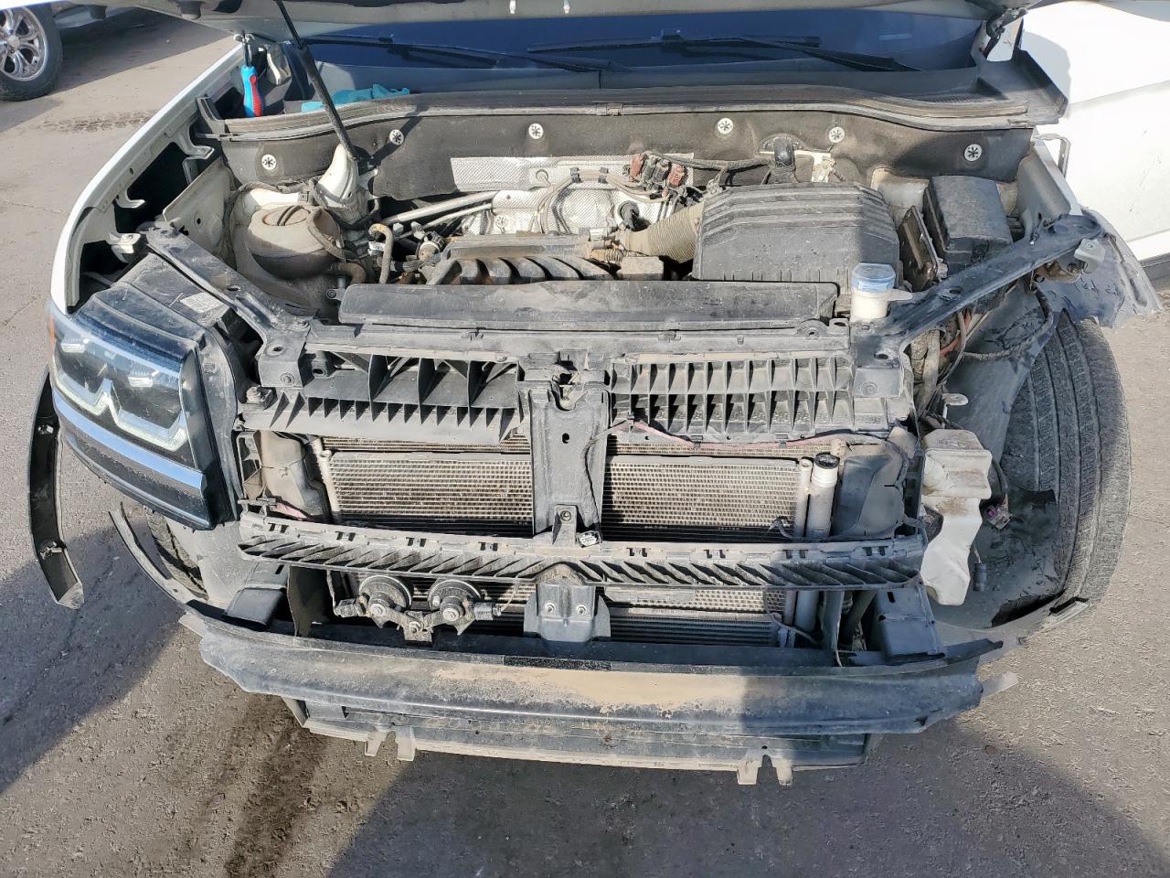 2018 Volkswagen Atlas Se VIN: 1V2DR2CA8JC506553 Lot: 81326425