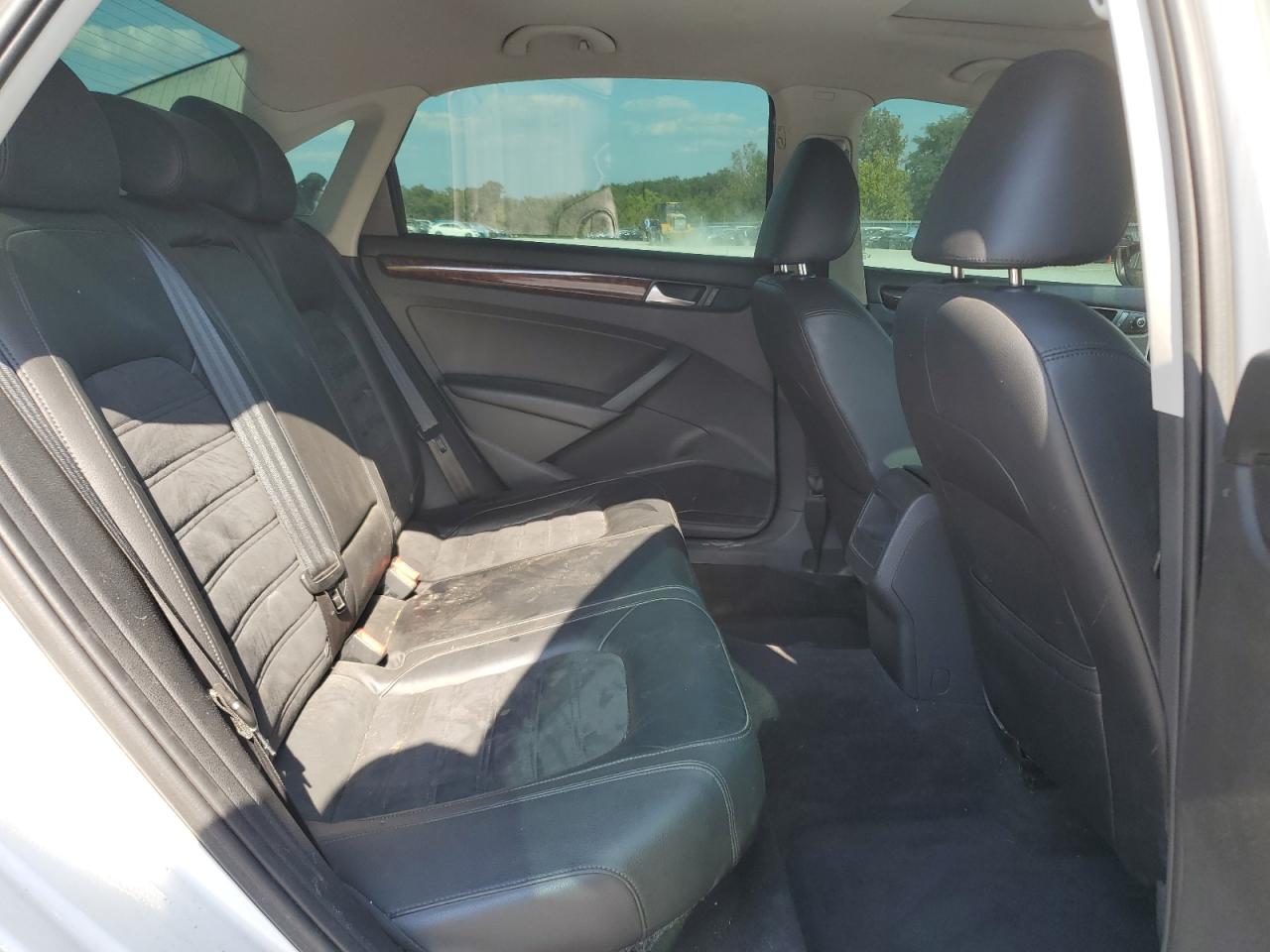 2012 Volkswagen Passat Sel VIN: 1VWCN7A38CC016530 Lot: 80809595