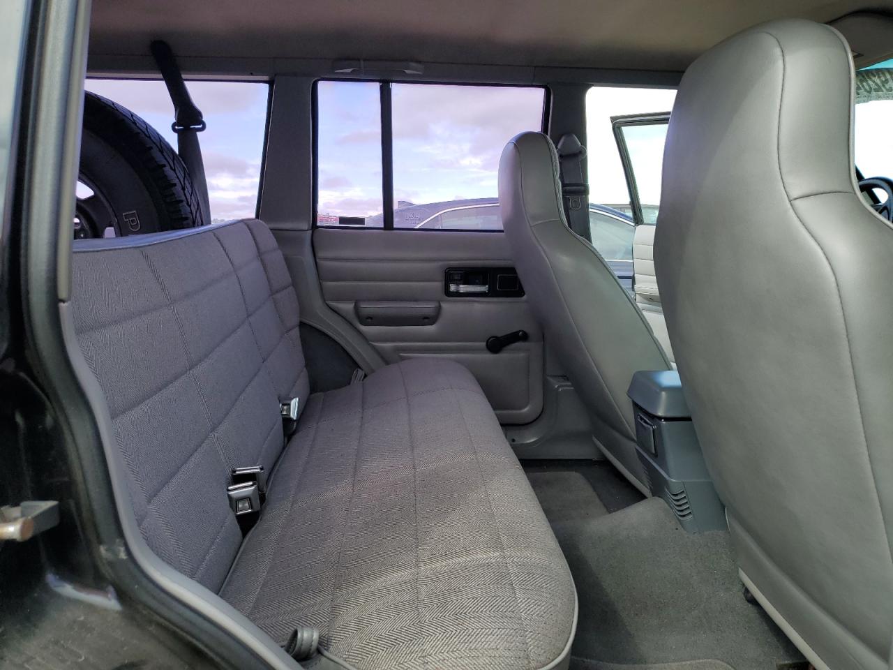 1996 Jeep Cherokee Se VIN: 1J4FJ28S1TL155596 Lot: 71926485