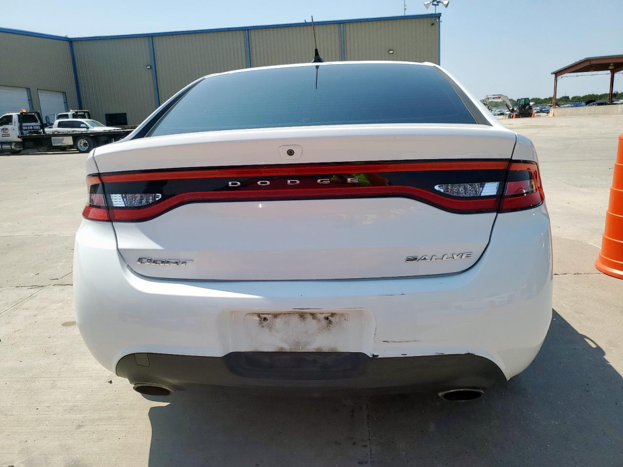 2015 Dodge Dart Sxt VIN: 1C3CDFBB8FD224335 Lot: 72020975