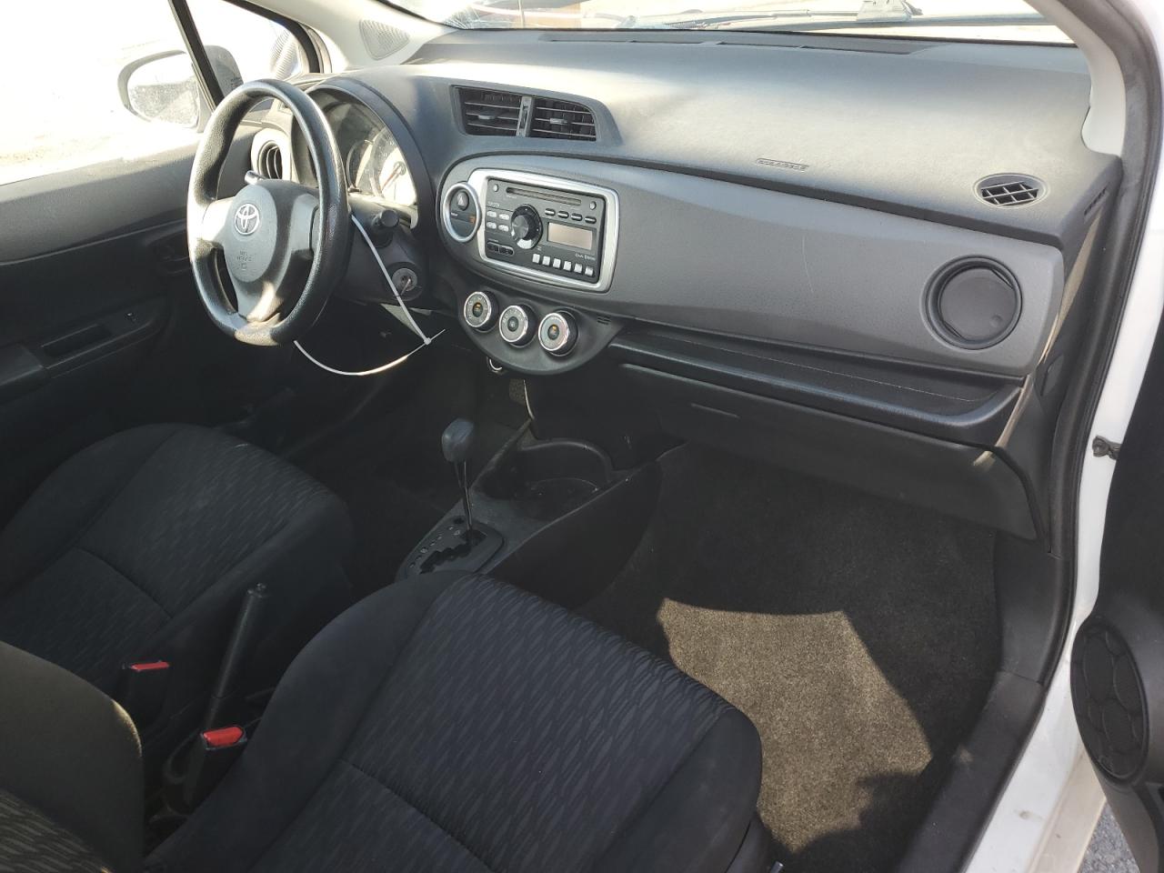 2014 Toyota Yaris VIN: VNKJTUD32EA008875 Lot: 84377075