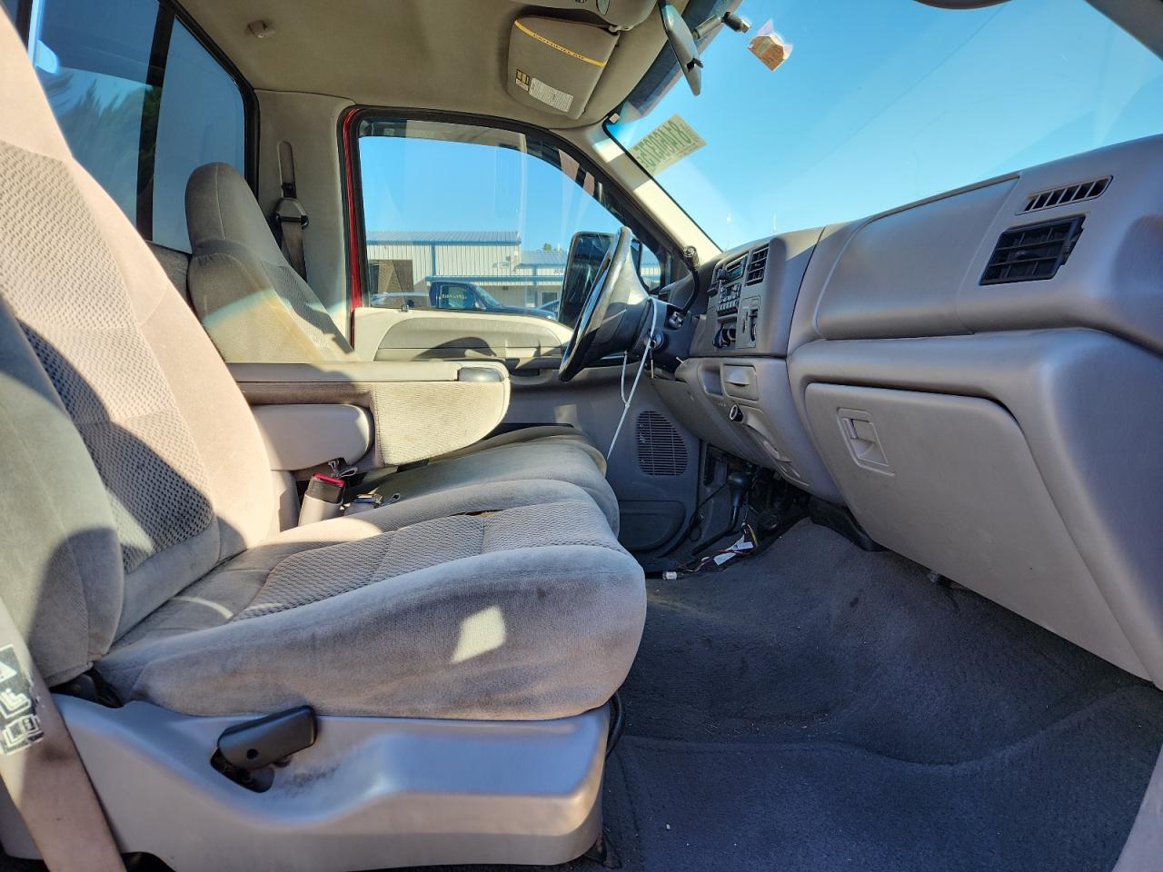 2001 Ford F250 Super Duty VIN: 1FTNF21F01EA15329 Lot: 81460375