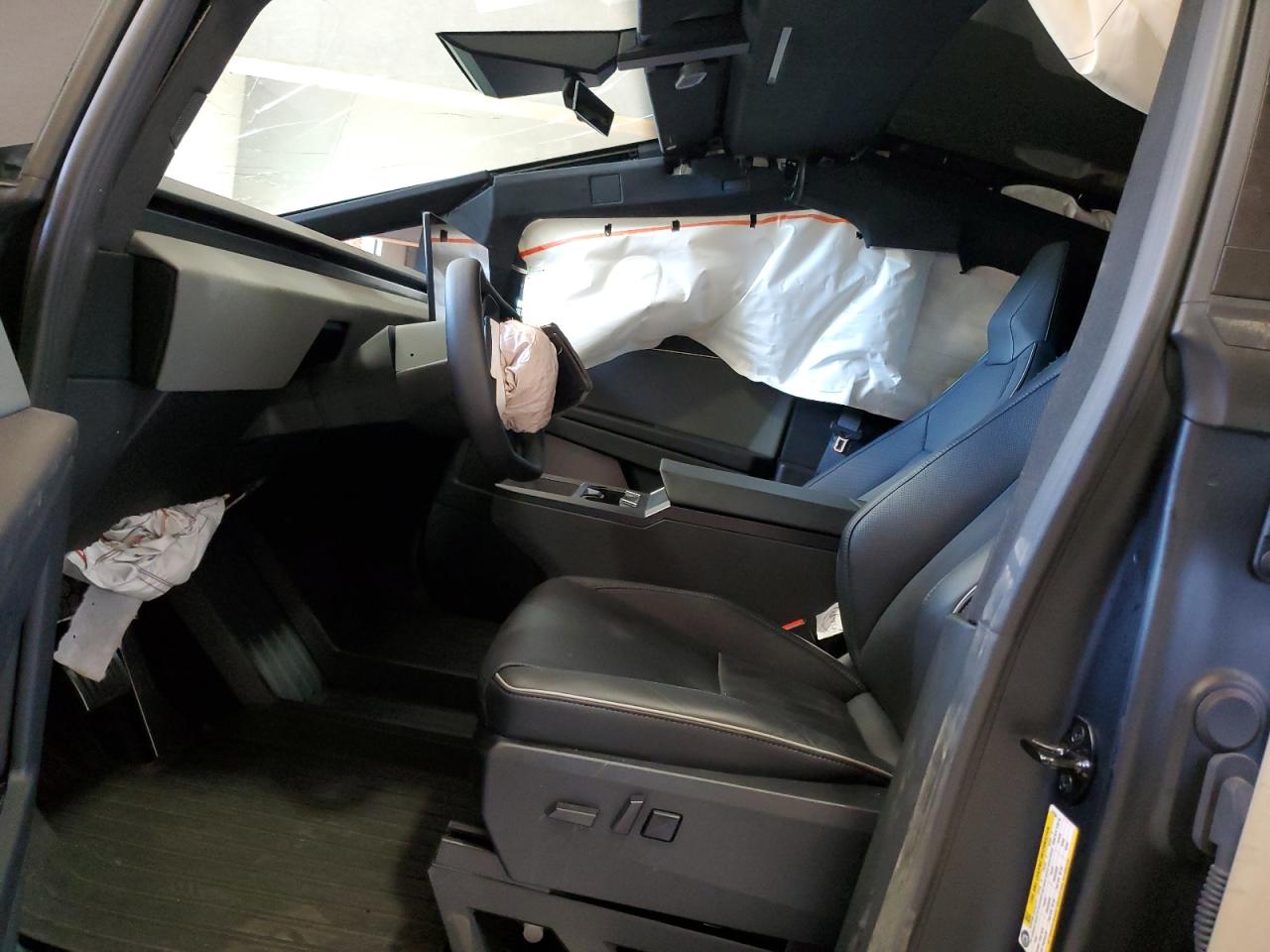 2025 Tesla Cybertruck VIN: 7G2CEHED6SA071954 Lot: 71128405