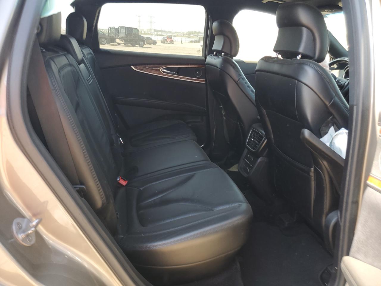 2017 Lincoln Mkx Reserve VIN: 2LMPJ8LP1HBL13006 Lot: 80649995