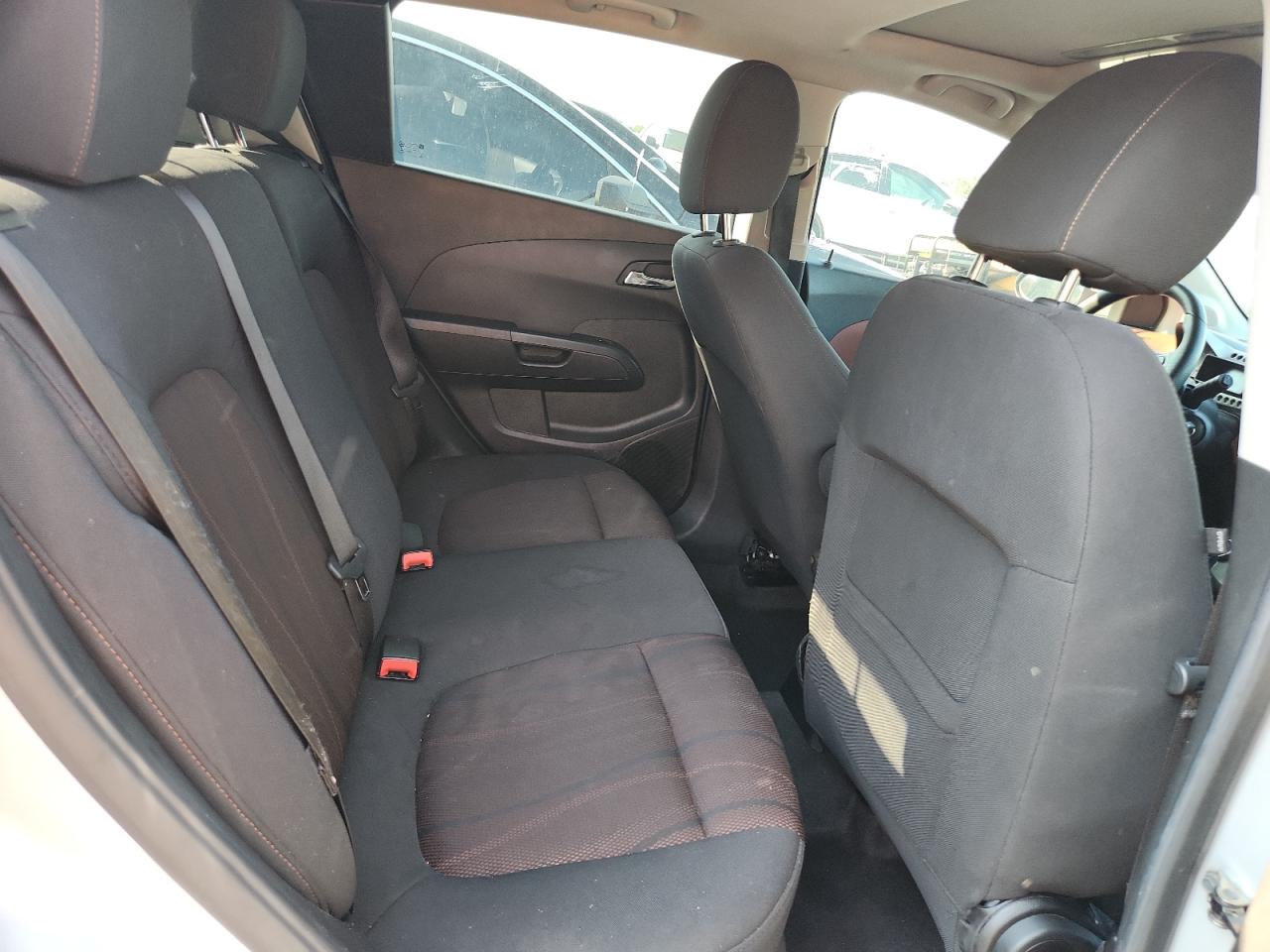 2015 Chevrolet Sonic Lt VIN: 1G1JC6SB0F4151833 Lot: 80561405