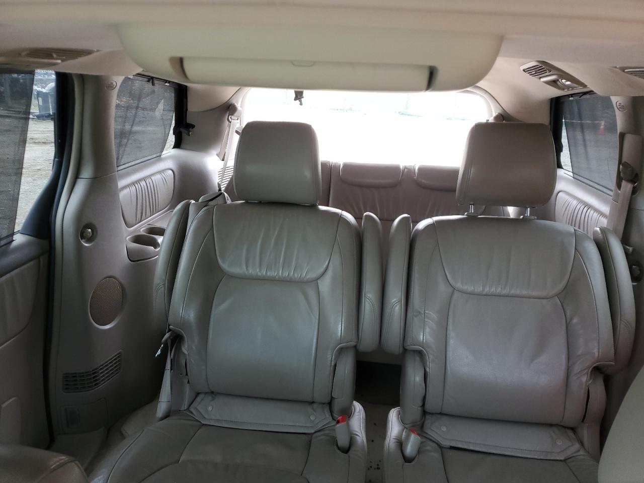 2010 Toyota Sienna Xle VIN: 5TDYK4CC5AS335599 Lot: 84629605