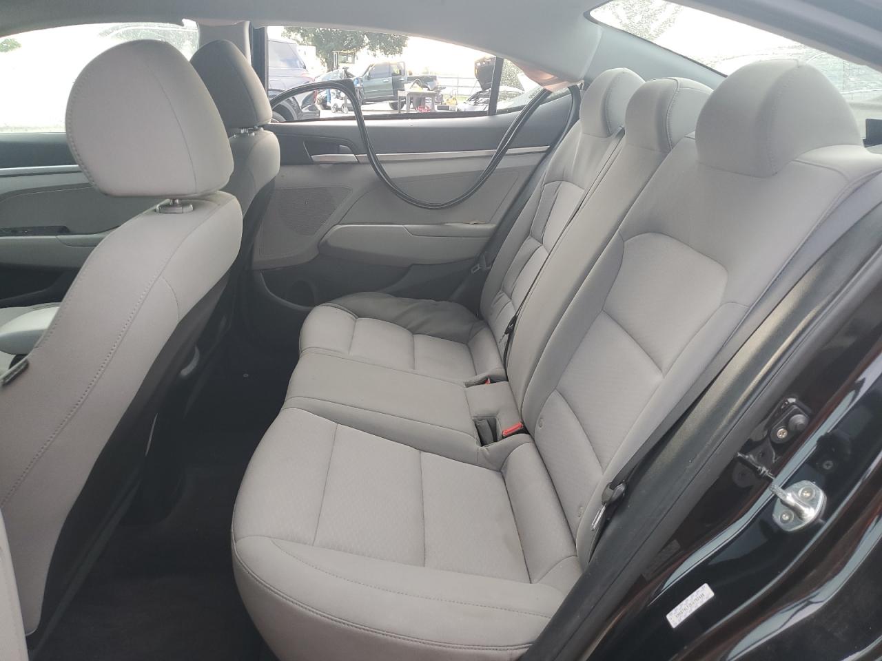 2019 Hyundai Elantra Se VIN: KMHD74LF2KU792406 Lot: 72039395