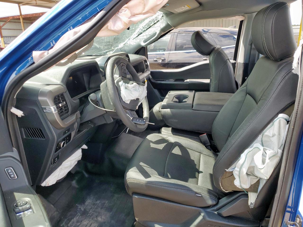 2025 Ford F150 Xl VIN: 1FTMF1K56SKD69869 Lot: 81104545