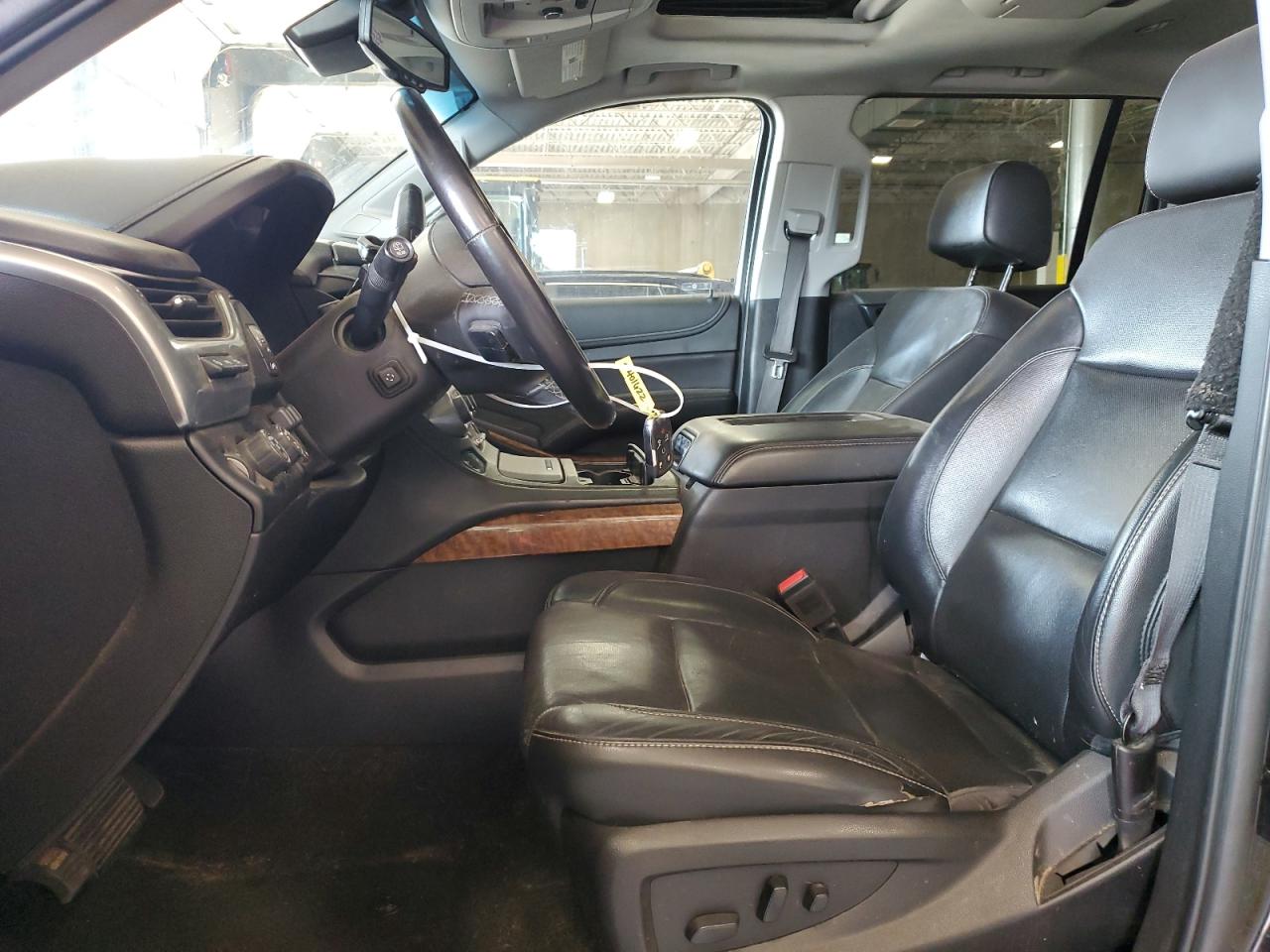 2018 Chevrolet Suburban K1500 Premier VIN: 1GNSKJKC4JR401622 Lot: 71754105