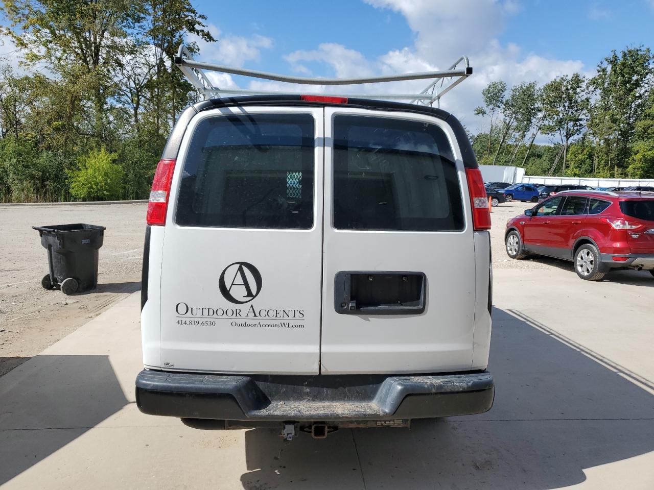 2018 Chevrolet Express G2500 VIN: 1GCWGAFG9J1339867 Lot: 83812455