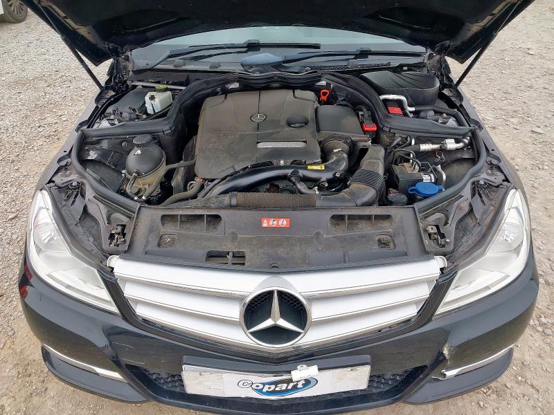 2013 MERCEDES-BENZ C CLASS C180 BLUEEFFICIENCY EXECUTIVE SE 4DR AUTO