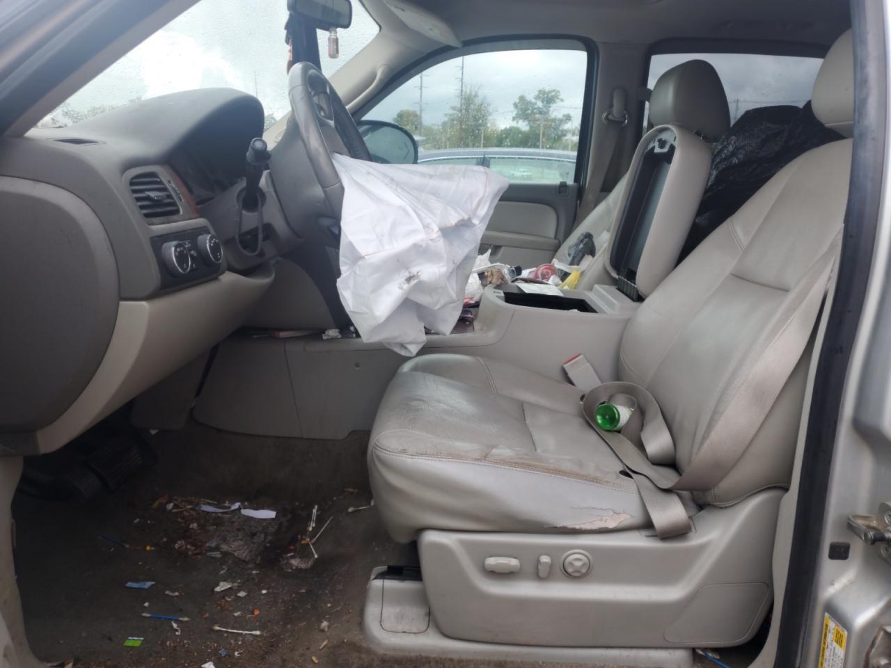 2010 Chevrolet Tahoe K1500 Ltz VIN: 1GNUKCE0XAR116347 Lot: 83841315