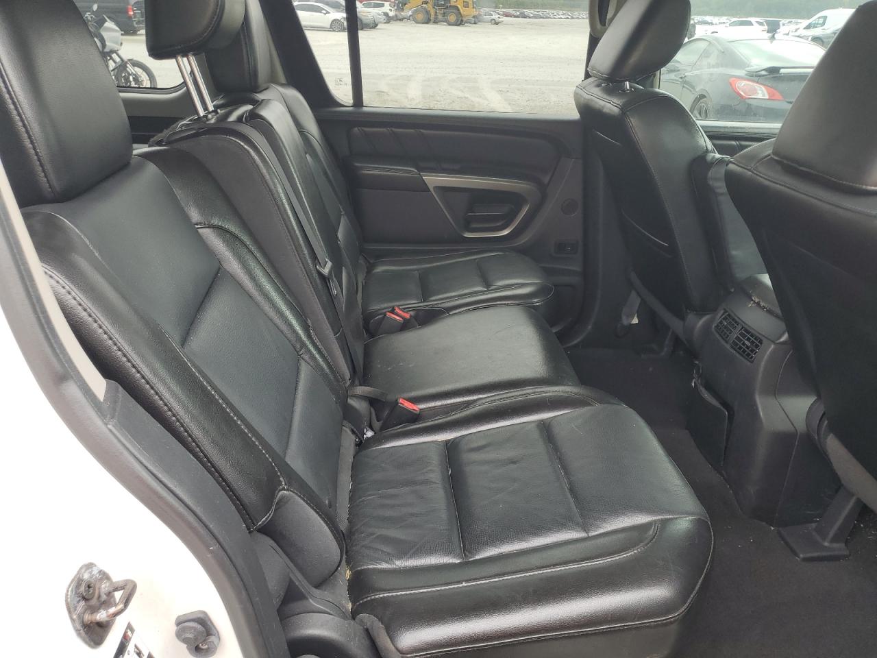 2015 Nissan Armada Sv VIN: 5N1BA0ND3FN616283 Lot: 84423035