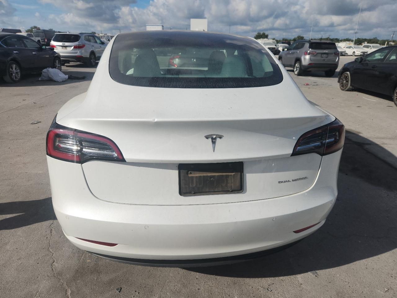 2022 Tesla Model 3 VIN: 5YJ3E1EB2NF102830 Lot: 81399085