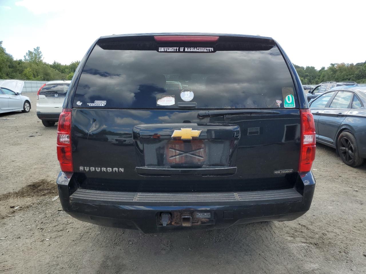 2013 Chevrolet Suburban K1500 Ls VIN: 1GNSKHE77DR110530 Lot: 71466445