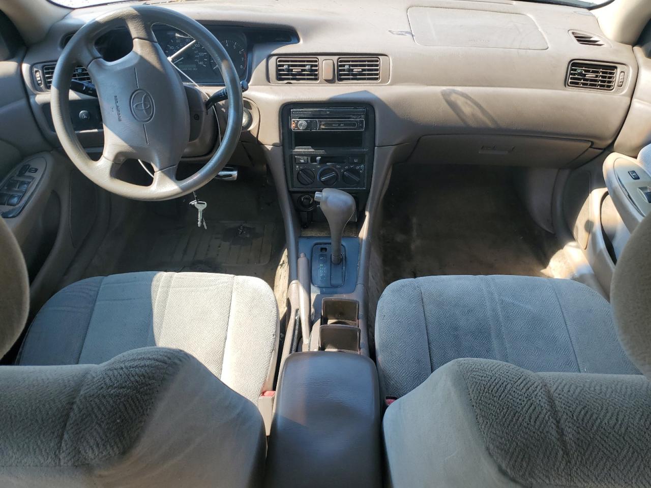 1999 Toyota Camry Ce VIN: 4T1BG22KXXU477516 Lot: 80671975