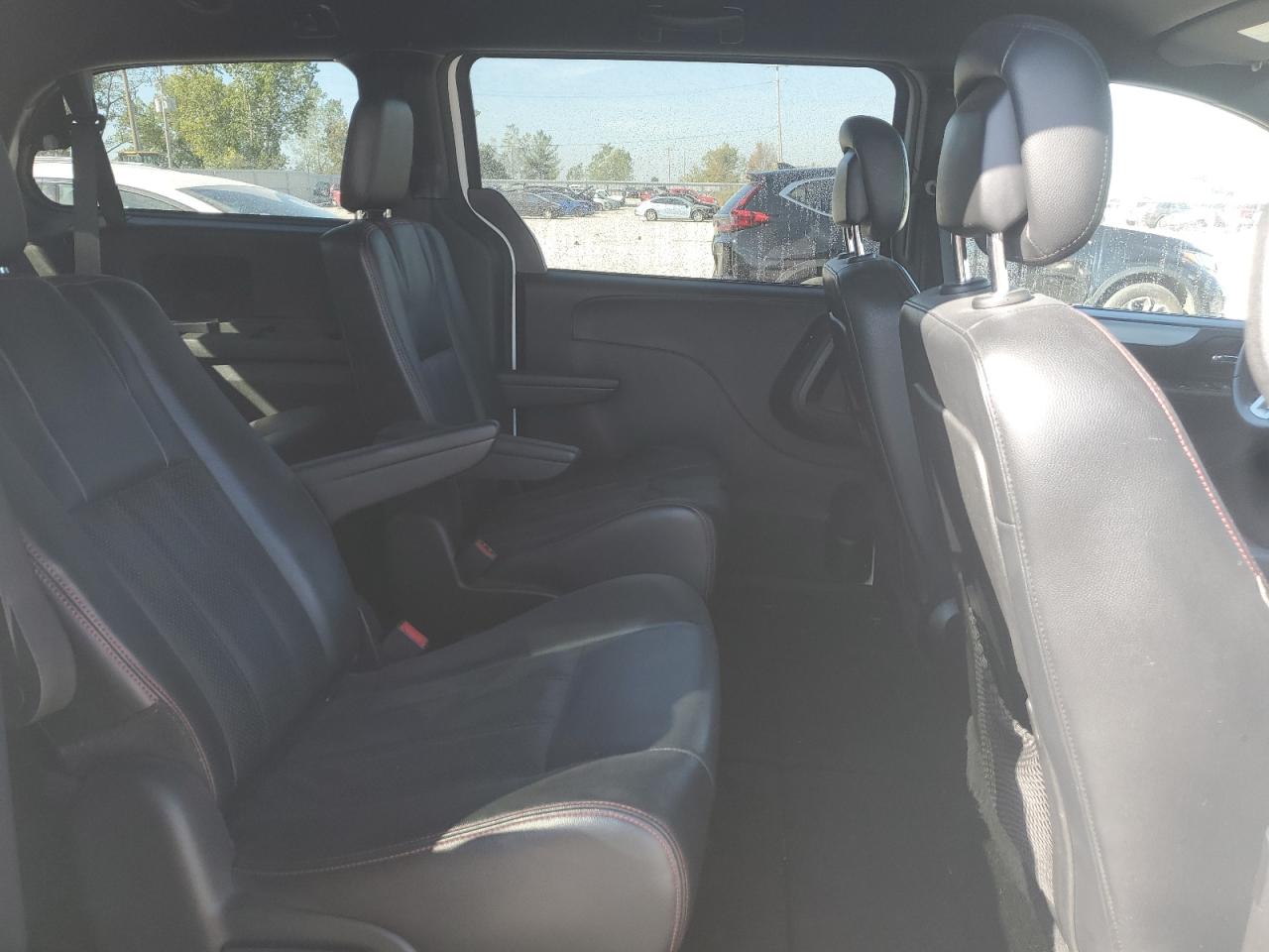 2014 Dodge Grand Caravan R/T VIN: 2C4RDGEG9ER385761 Lot: 84616055