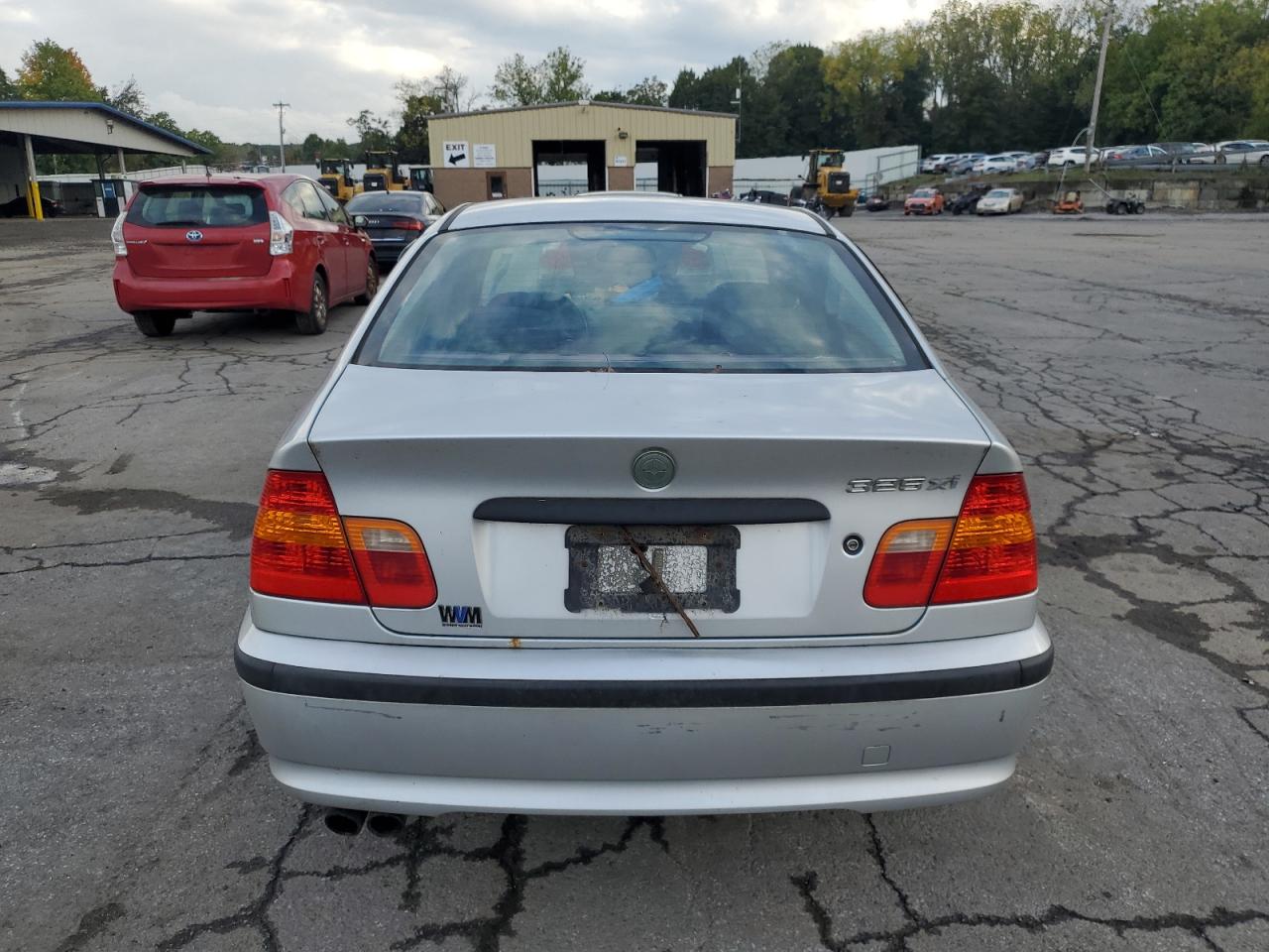 2005 BMW 325 Xi VIN: WBAEU33435PR19996 Lot: 83767505