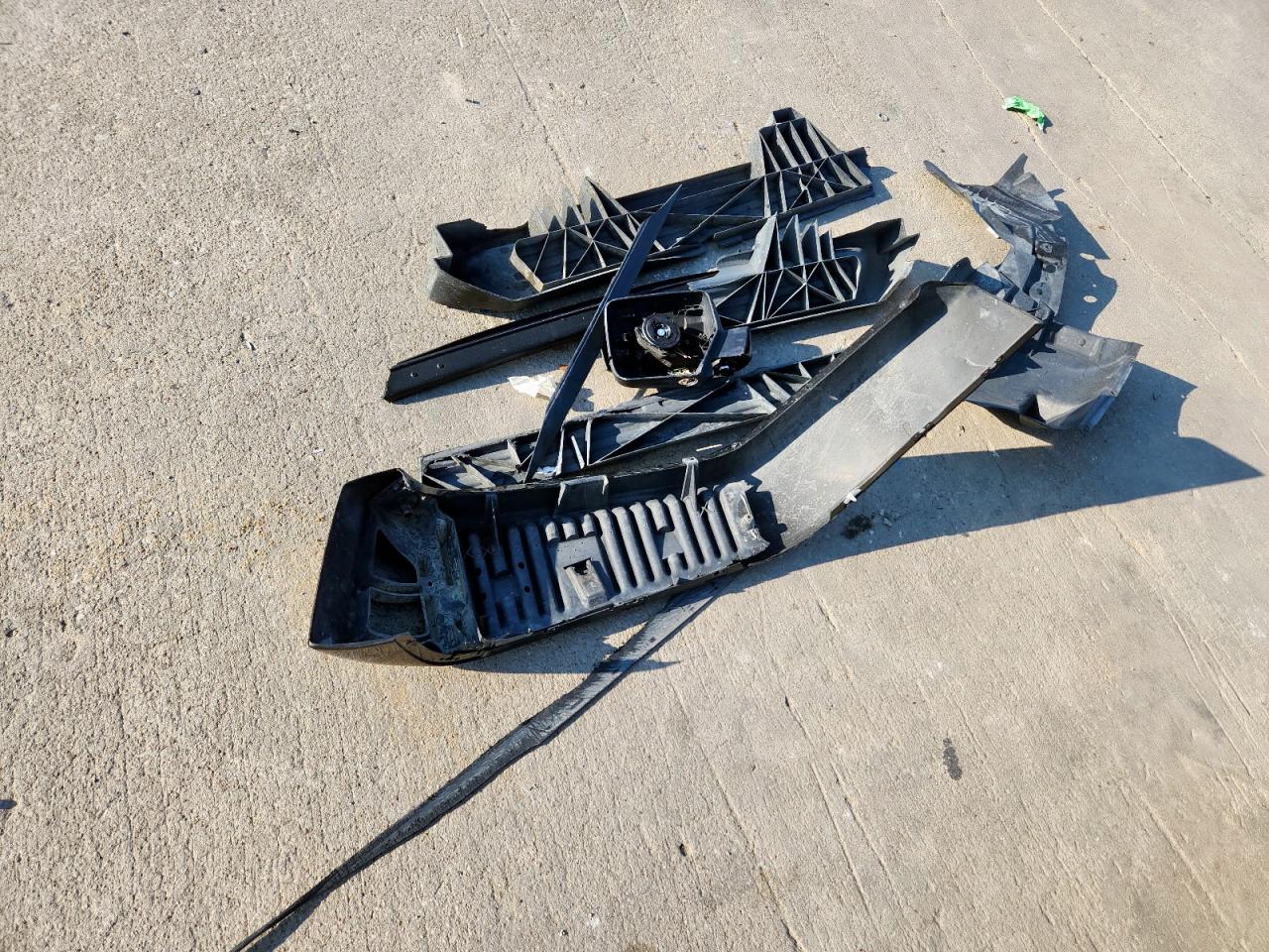 2015 Ford Expedition Xlt VIN: 1FMJU1HT9FEF03269 Lot: 81044705