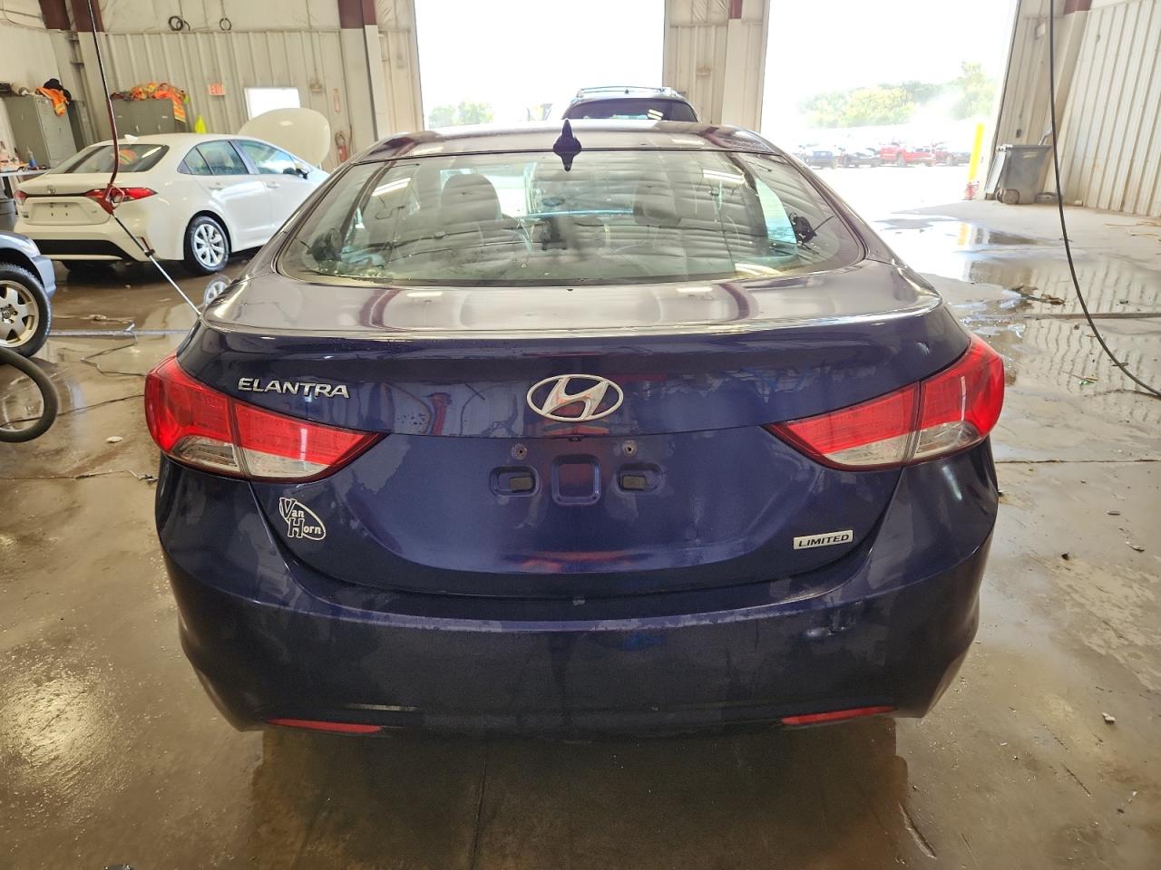 2013 Hyundai Elantra Gls VIN: 5NPDH4AE9DH265715 Lot: 71437195