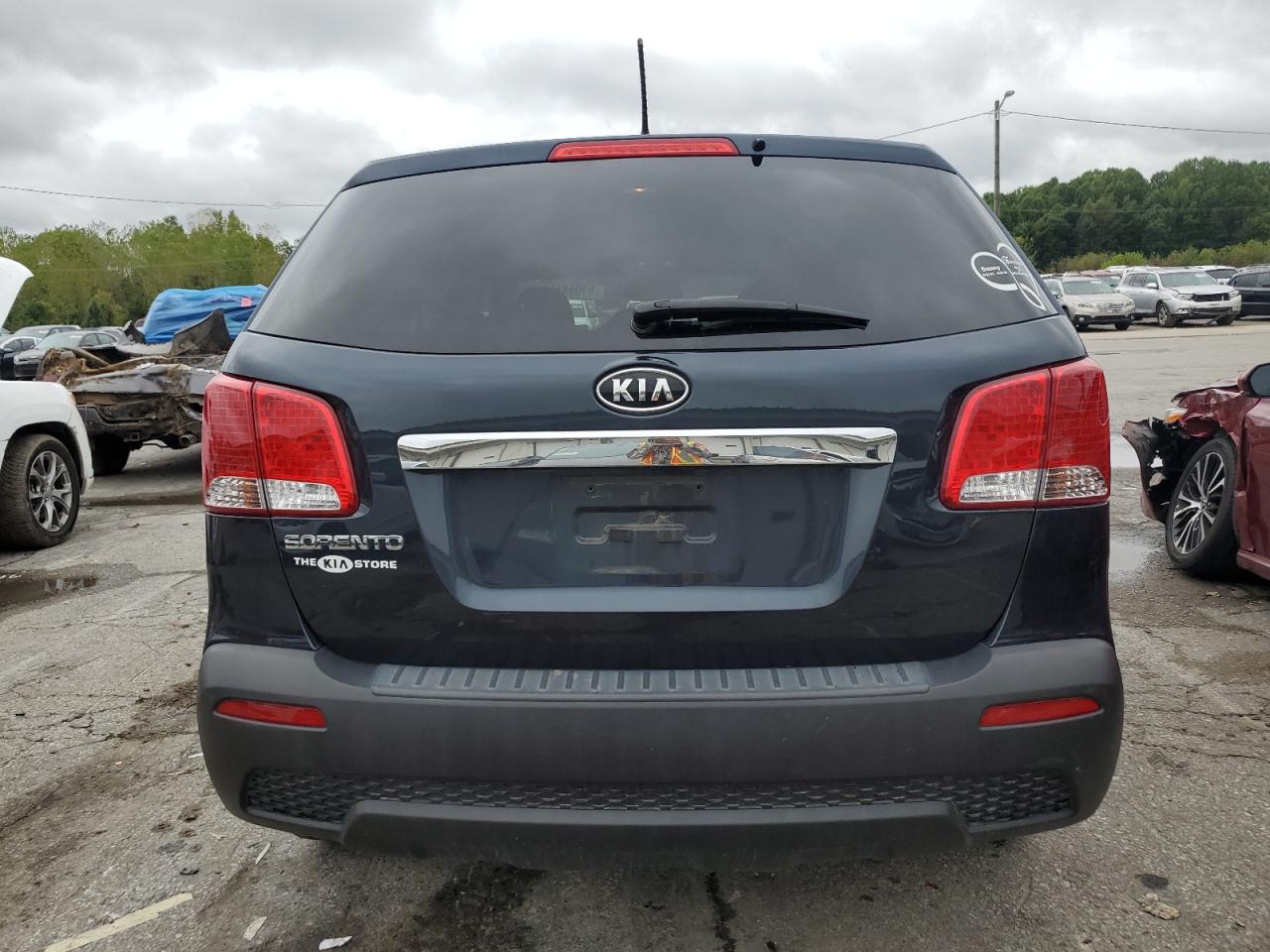 2012 Kia Sorento Base VIN: 5XYKT3A11CG231318 Lot: 81094105