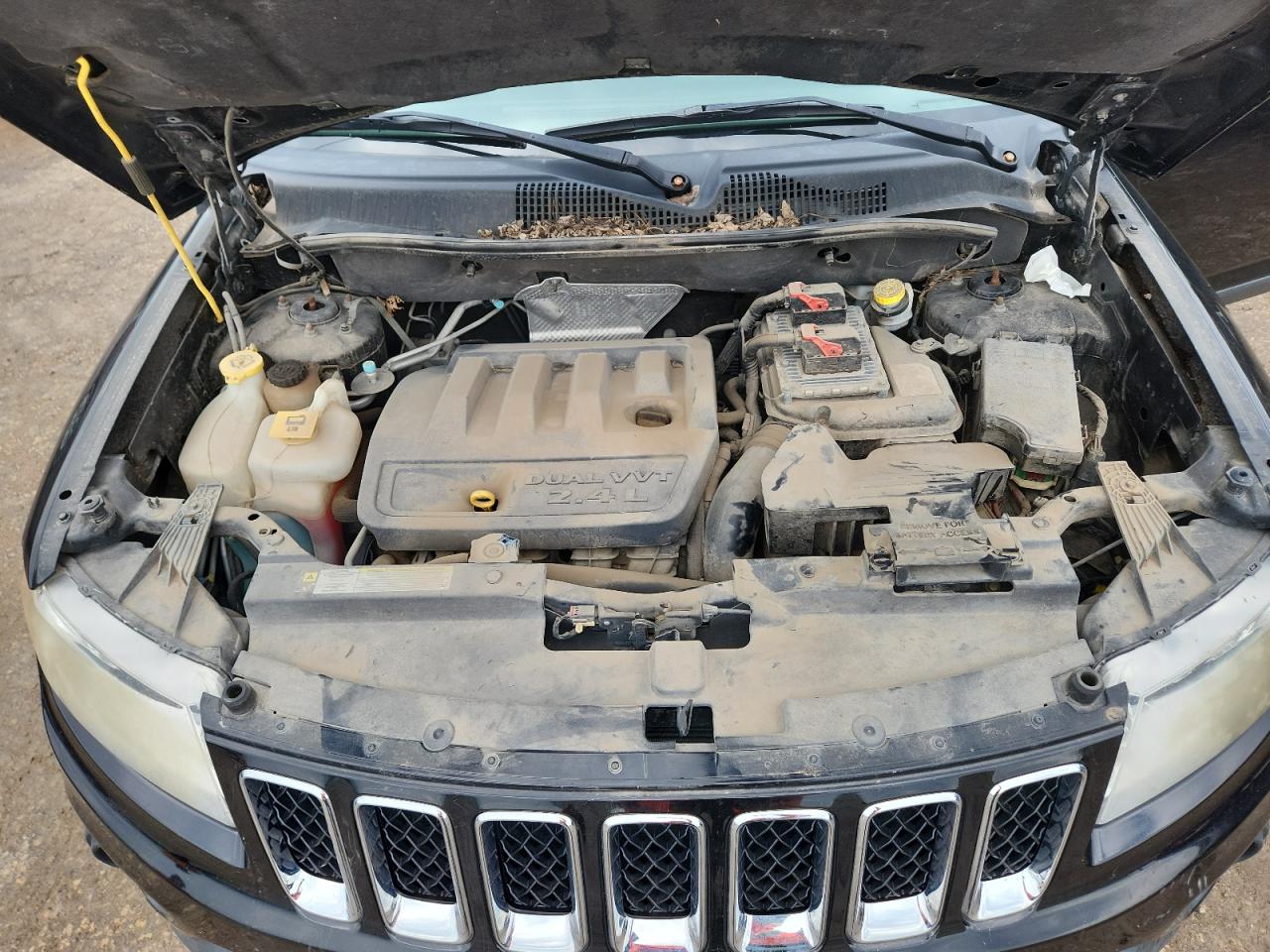 2013 Jeep Compass Latitude VIN: 1C4NJDEBXDD190148 Lot: 81456365