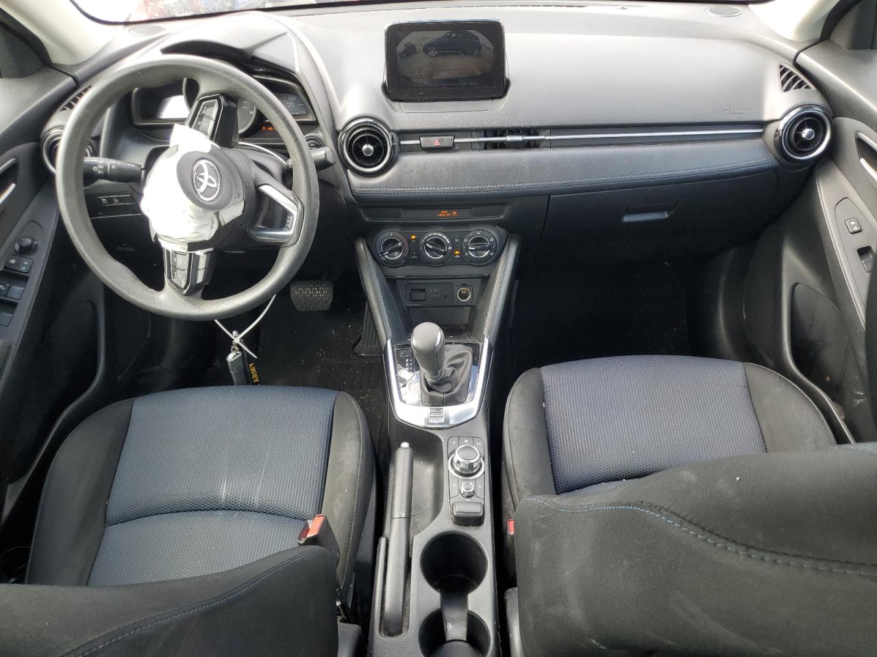2019 Toyota Yaris L VIN: 3MYDLBYV2KY513975 Lot: 82171585