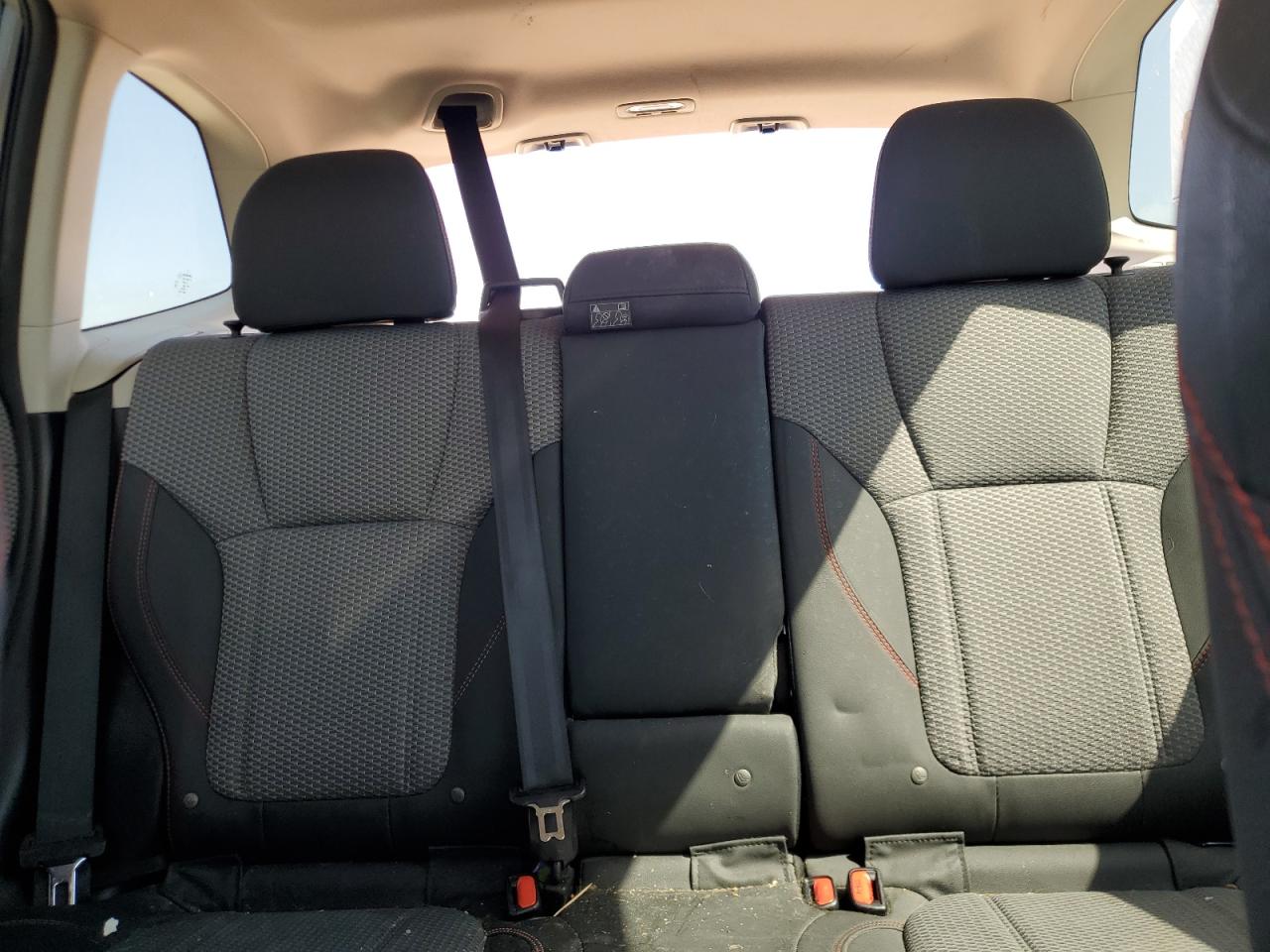 2022 Subaru Forester Sport VIN: JF2SKAJC2NH425845 Lot: 71417775
